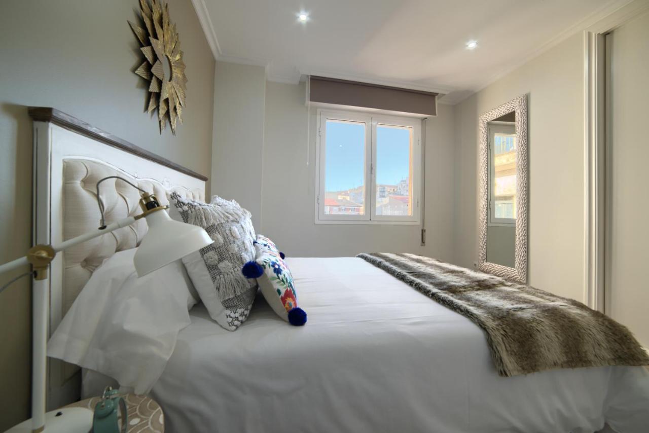 Apartamentos4U Tudela Centro - Parking Incluido Zewnętrze zdjęcie