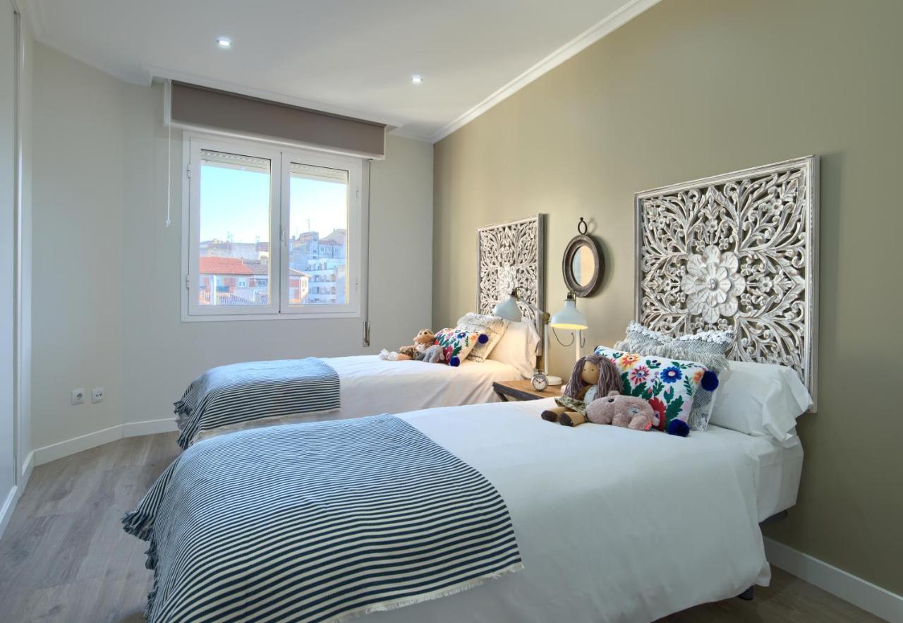 Apartamentos4U Tudela Centro - Parking Incluido Zewnętrze zdjęcie