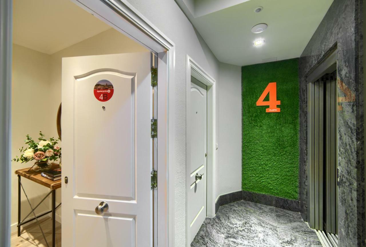 Apartamentos4U Tudela Centro - Parking Incluido Zewnętrze zdjęcie